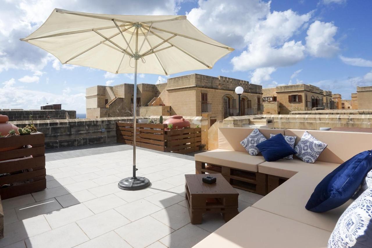 Getawaynpetto Private Duplex Maisonette With Jacuzzi Hot Tub Mgarr Zewnętrze zdjęcie