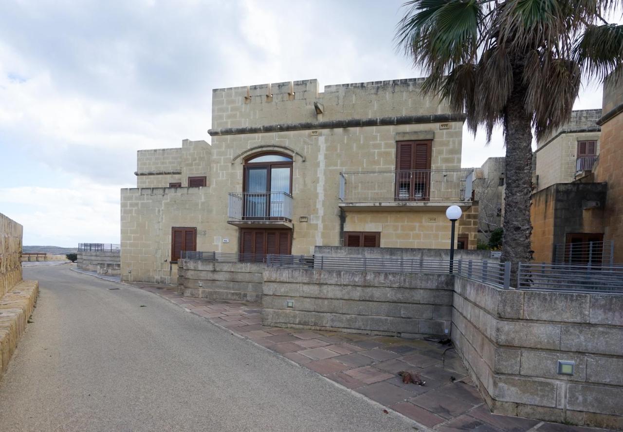 Getawaynpetto Private Duplex Maisonette With Jacuzzi Hot Tub Mgarr Zewnętrze zdjęcie