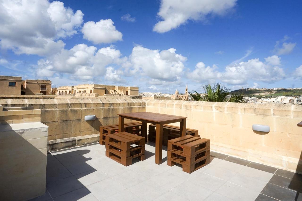 Getawaynpetto Private Duplex Maisonette With Jacuzzi Hot Tub Mgarr Zewnętrze zdjęcie