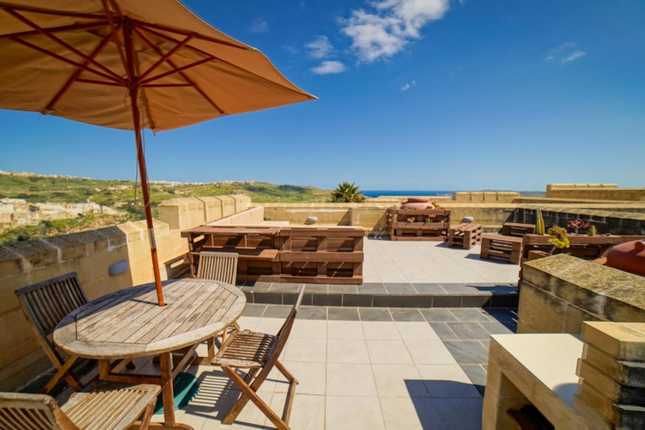 Getawaynpetto Private Duplex Maisonette With Jacuzzi Hot Tub Mgarr Zewnętrze zdjęcie